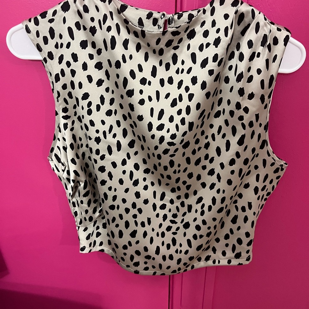 Sincerely Jules Black and White Sleeveless Crop Blouse
